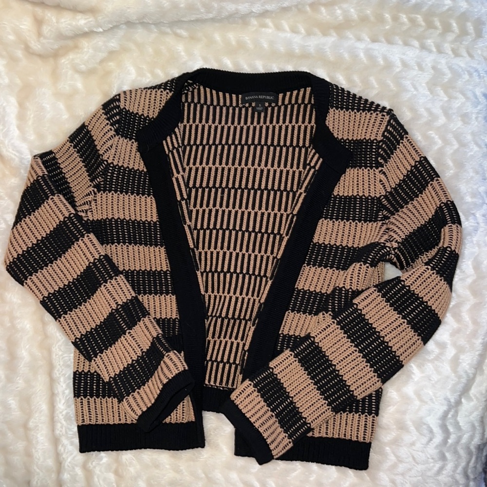 Banana Republic open sweater